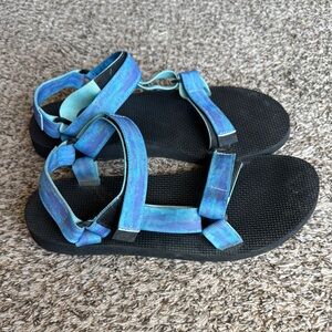 Teva Women’s Size 10 Tie Dye‎ Universal Strappy Blue Purple Sandal